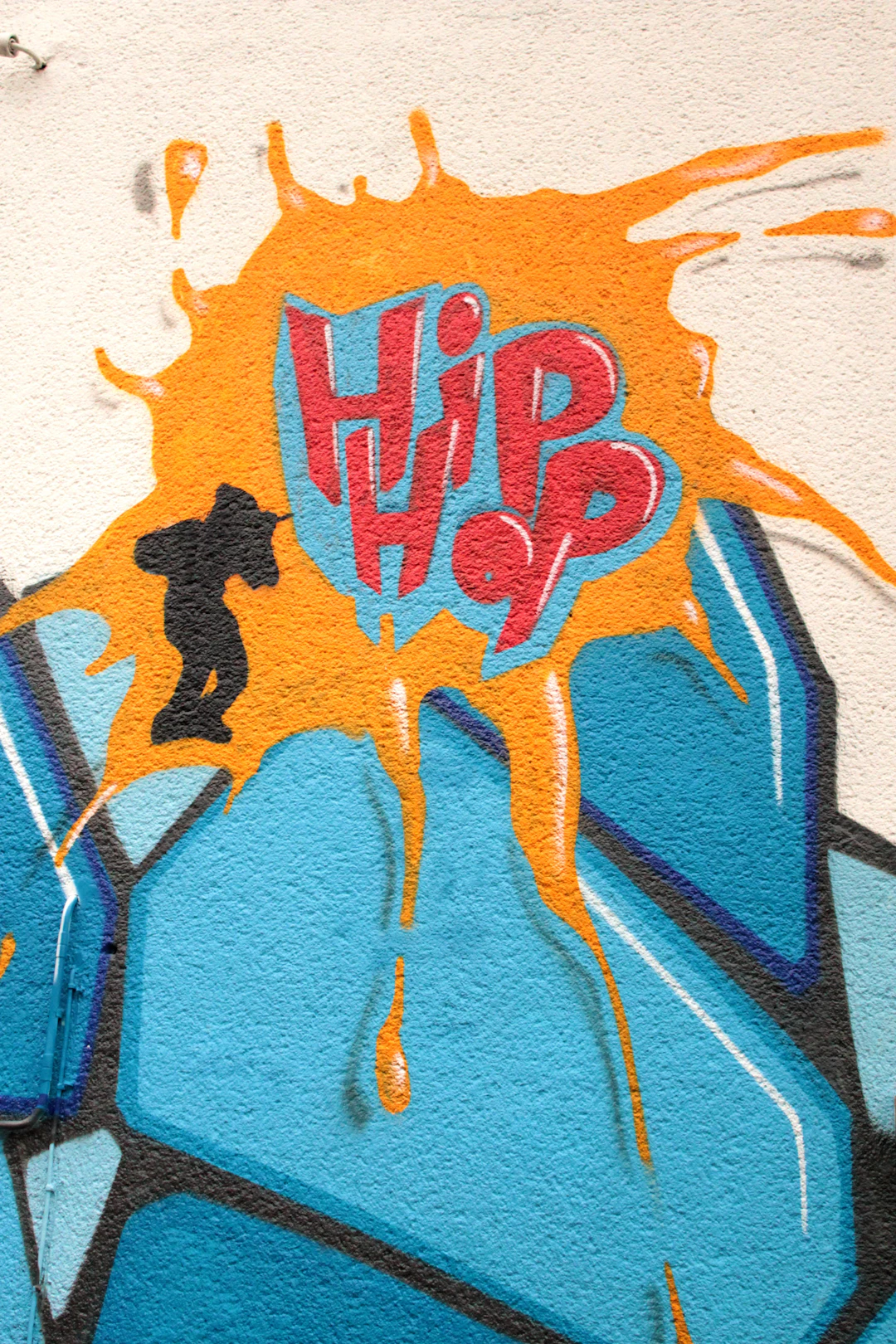 Underground vs. Mainstream: The Great Hip Hop Debate